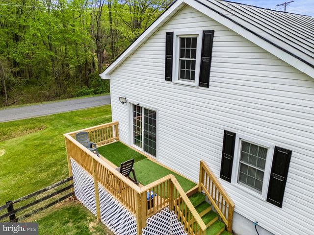2459 THOROUGHFARE RD, Brightwood, VA 22715