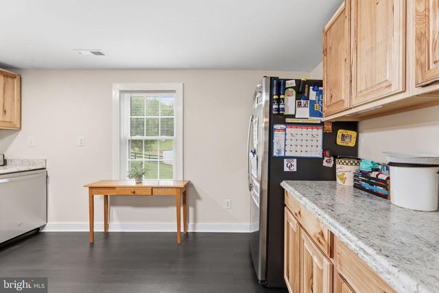 2459 THOROUGHFARE RD, Brightwood, VA 22715