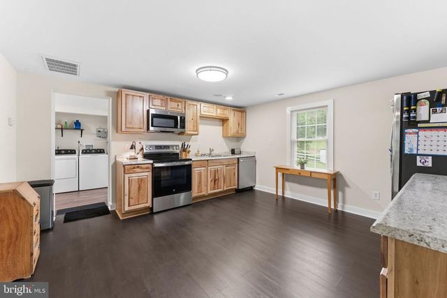 2459 THOROUGHFARE RD, Brightwood, VA 22715