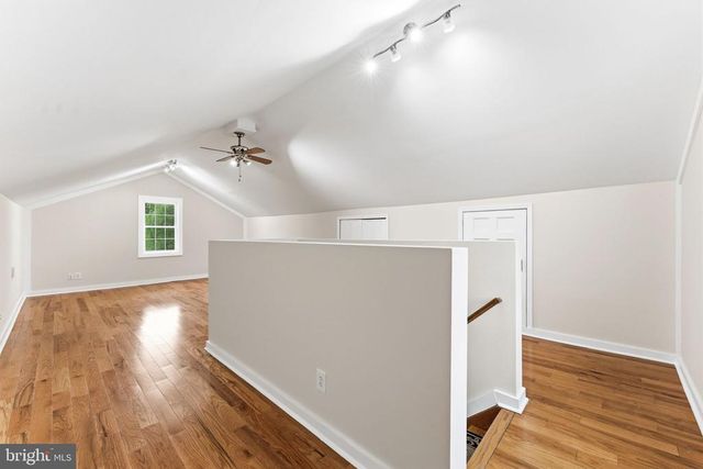 2459 THOROUGHFARE RD, Brightwood, VA 22715