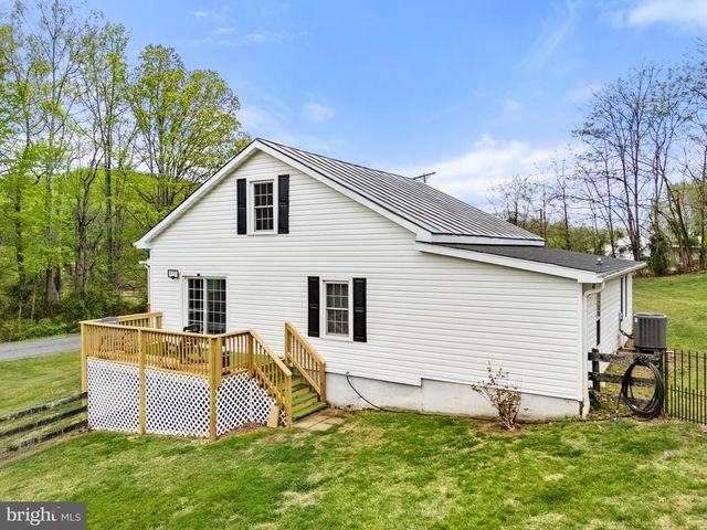 2459 THOROUGHFARE RD, Brightwood, VA 22715