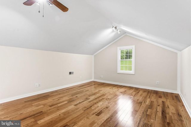2459 THOROUGHFARE RD, Brightwood, VA 22715