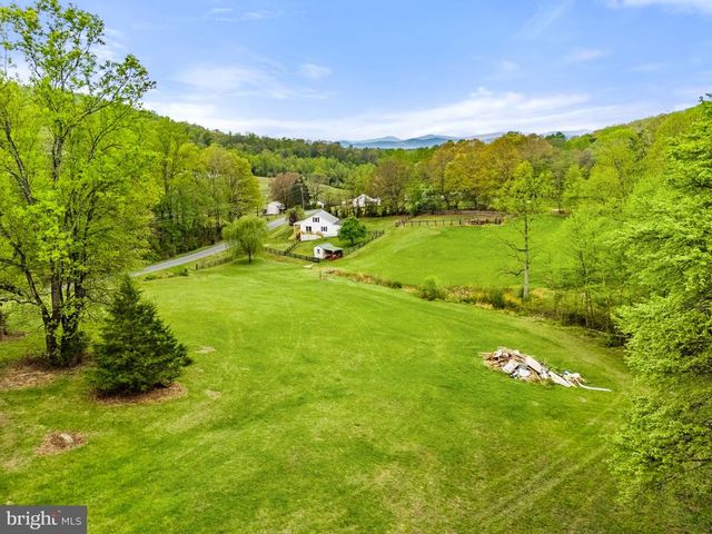 2459 THOROUGHFARE RD, Brightwood, VA 22715
