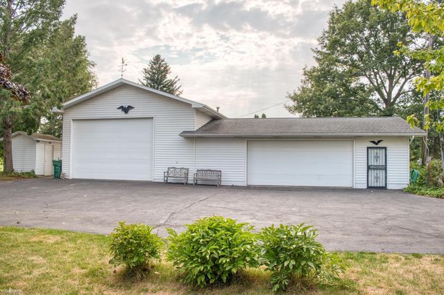 5248 S Bancroft Road, Shiawassee Twp, MI 48429