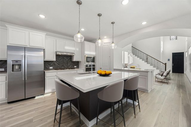 904 Pismo Creek Lane, Katy, TX 77493