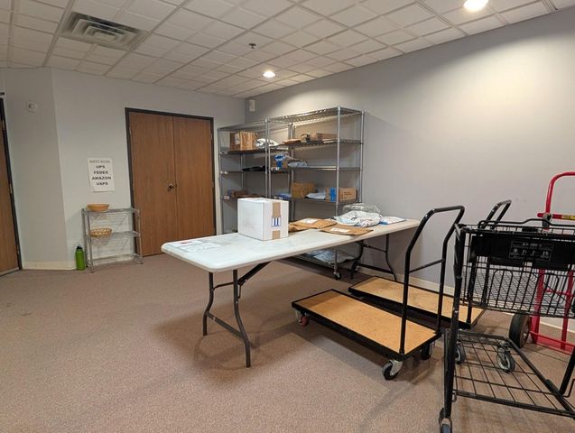 6500 Woodlake Drive 702, Richfield, MN 55423