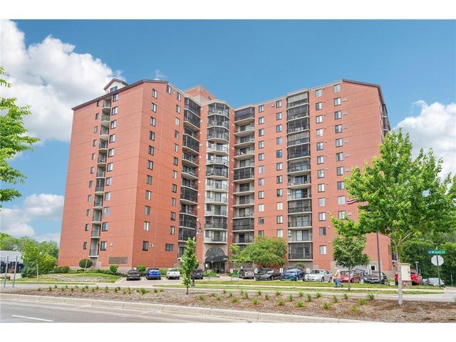 6500 Woodlake Drive 702, Richfield, MN 55423