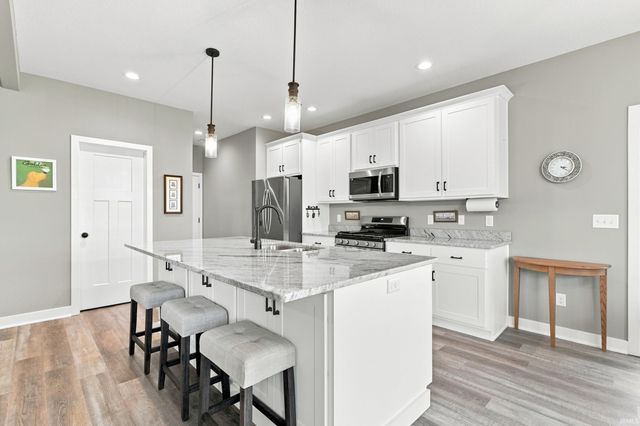 13938 Escondida Cove, Fort Wayne, IN 46845