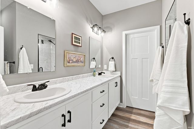 13938 Escondida Cove, Fort Wayne, IN 46845