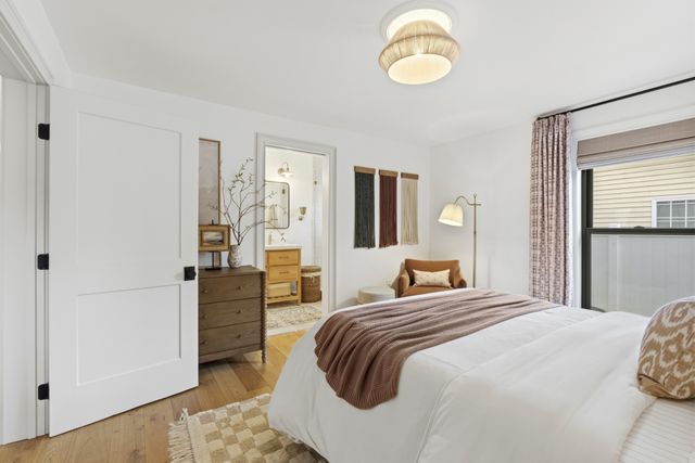 77 Donelson St, Nashville, TN 37210