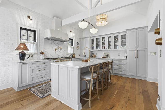 77 Donelson St, Nashville, TN 37210