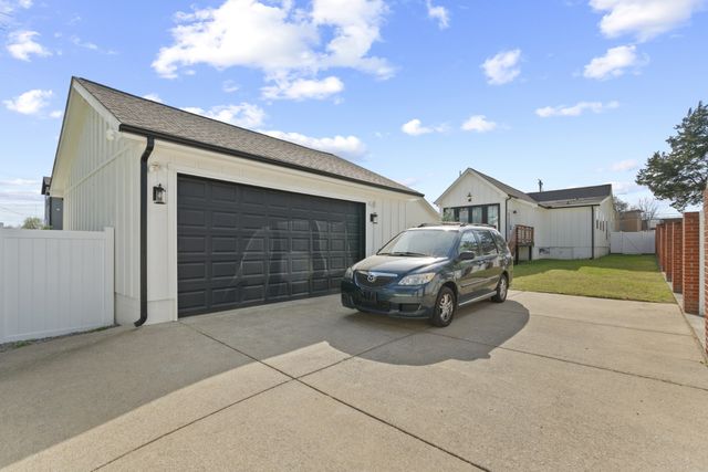 77 Donelson St, Nashville, TN 37210