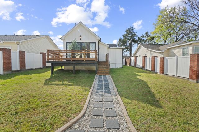 77 Donelson St, Nashville, TN 37210