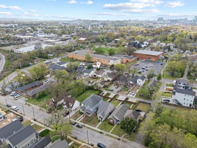 77 Donelson St, Nashville, TN 37210