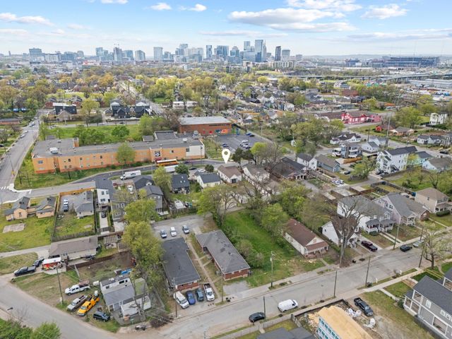 77 Donelson St, Nashville, TN 37210