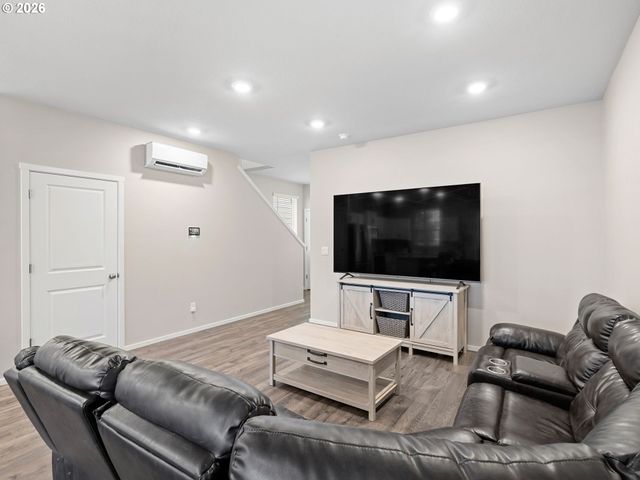 13721 Ne 66TH Way, Vancouver, WA 98682