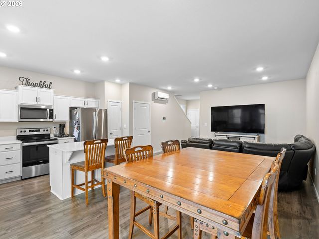 13721 Ne 66TH Way, Vancouver, WA 98682