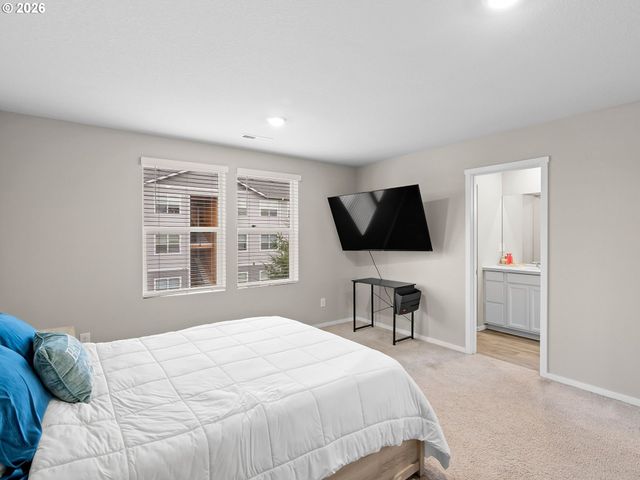 13721 Ne 66TH Way, Vancouver, WA 98682