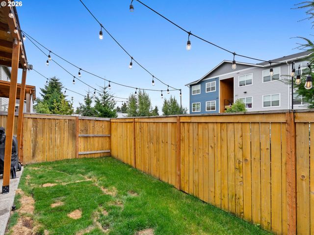 13721 Ne 66TH Way, Vancouver, WA 98682