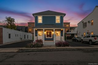 24 Skillman Street Lower, Roslyn, NY 11576