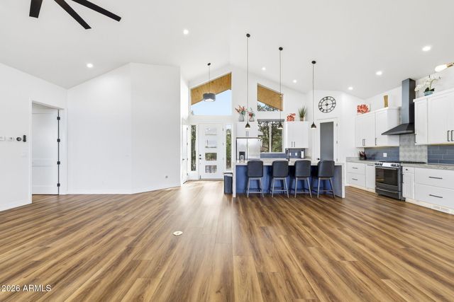 2344 HELLCAT Circle, Overgaard, AZ 85933