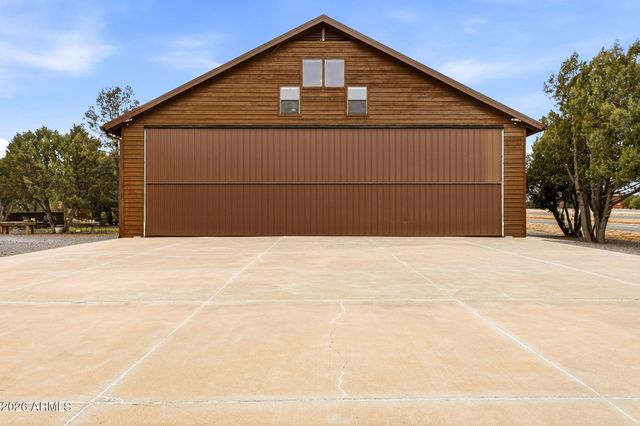 2344 HELLCAT Circle, Overgaard, AZ 85933