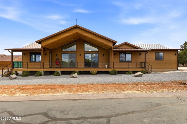 2344 HELLCAT Circle, Overgaard, AZ 85933