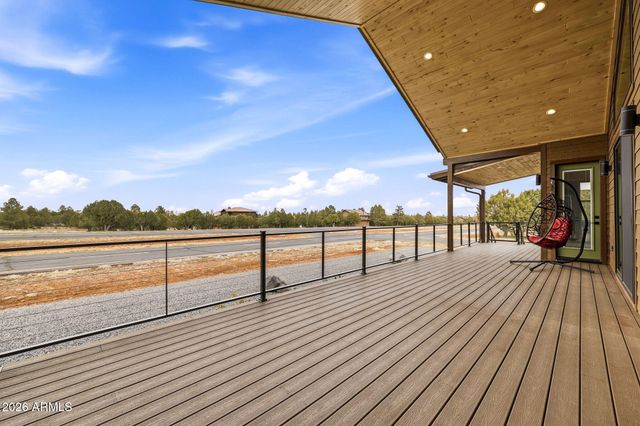 2344 HELLCAT Circle, Overgaard, AZ 85933