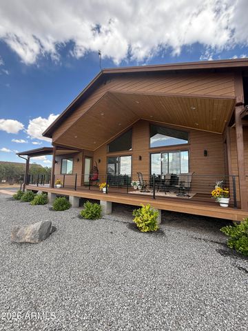 2344 HELLCAT Circle, Overgaard, AZ 85933