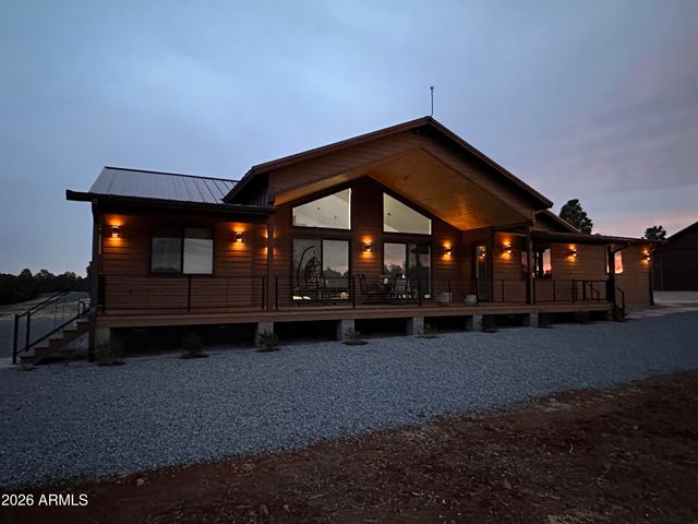 2344 HELLCAT Circle, Overgaard, AZ 85933