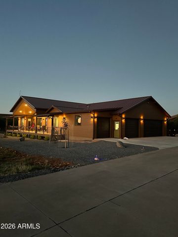 2344 HELLCAT Circle, Overgaard, AZ 85933