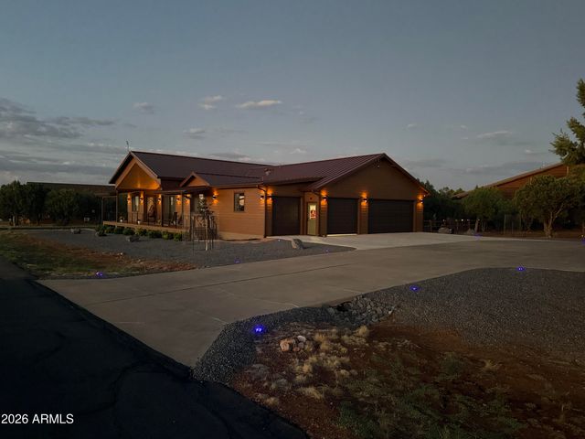 2344 HELLCAT Circle, Overgaard, AZ 85933