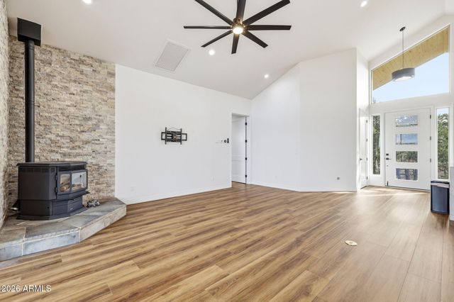 2344 HELLCAT Circle, Overgaard, AZ 85933