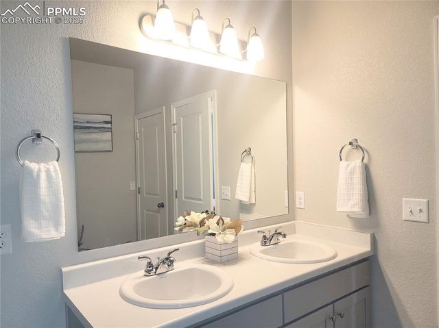 4512 Samaritan Loop, Colorado Springs, CO 80916