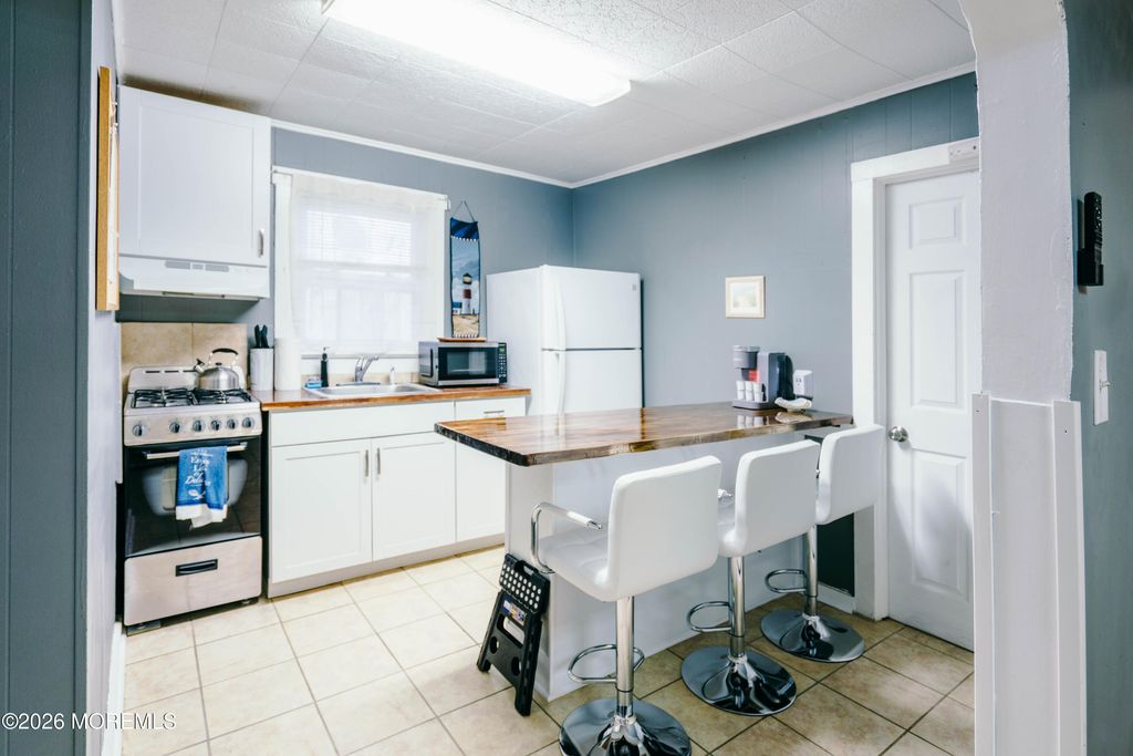 13 Decatur Avenue C, Seaside Park, NJ 08752