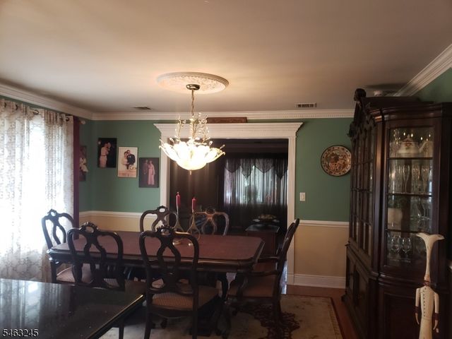 111 W Munsell Ave, Linden City, NJ 07036