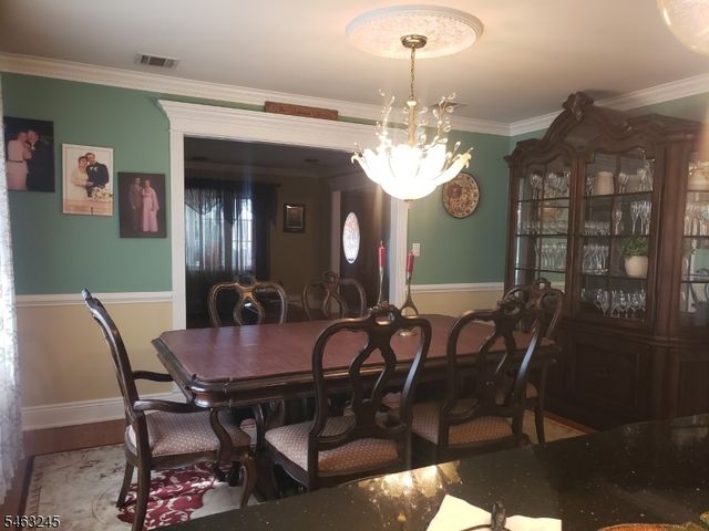 111 W Munsell Ave, Linden City, NJ 07036
