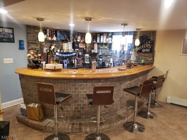 111 W Munsell Ave, Linden City, NJ 07036