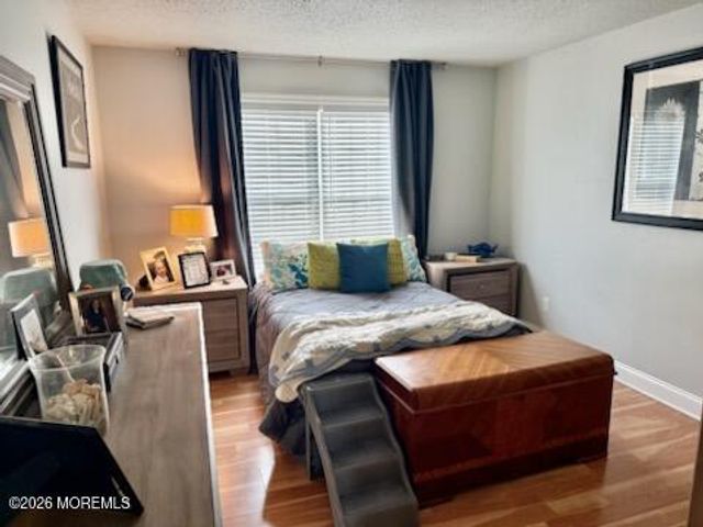 1811 Waters Edge Drive, Toms River, NJ 08753