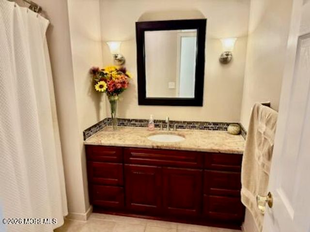 1811 Waters Edge Drive, Toms River, NJ 08753