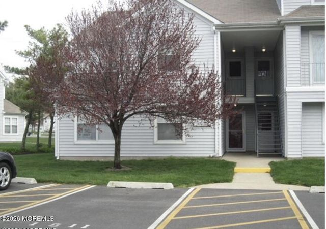 1811 Waters Edge Drive, Toms River, NJ 08753