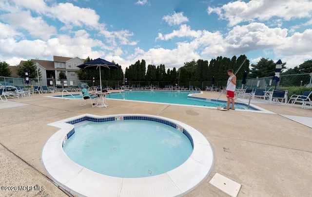 1811 Waters Edge Drive, Toms River, NJ 08753