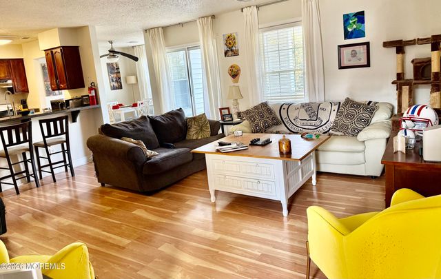 1811 Waters Edge Drive, Toms River, NJ 08753