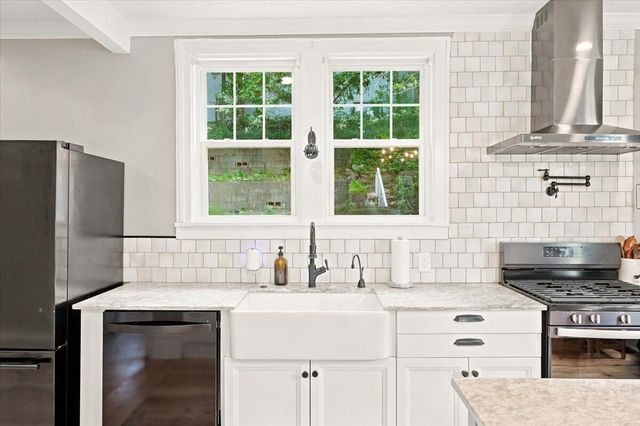 331 PARK Avenue, Council Bluffs, IA 51503