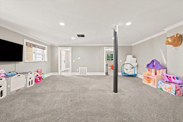 331 PARK Avenue, Council Bluffs, IA 51503