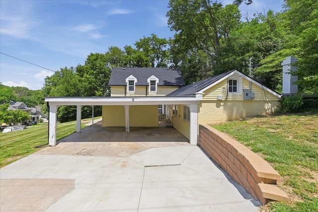 331 PARK Avenue, Council Bluffs, IA 51503