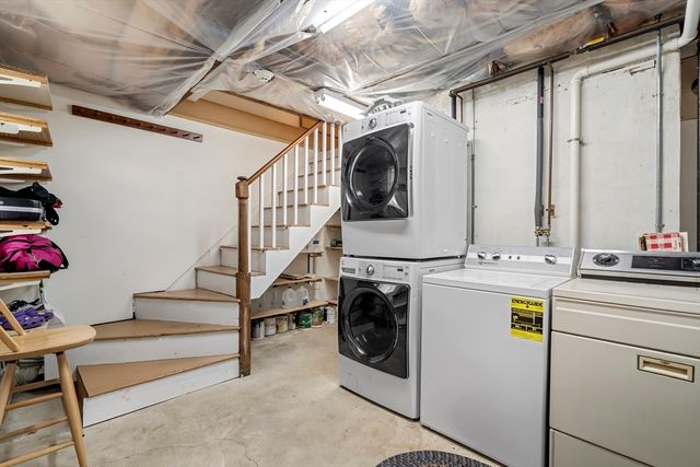 50 Kendall Rd, Lexington, MA 02421