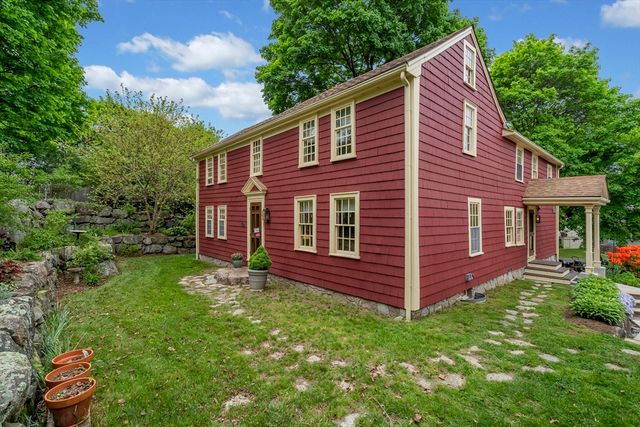 50 Kendall Rd, Lexington, MA 02421