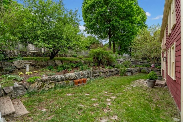 50 Kendall Rd, Lexington, MA 02421