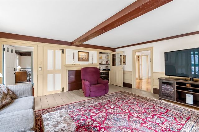 50 Kendall Rd, Lexington, MA 02421